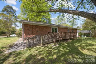 1502 Cloverdale Ln, Gastonia, NC 28052 - Photo 23