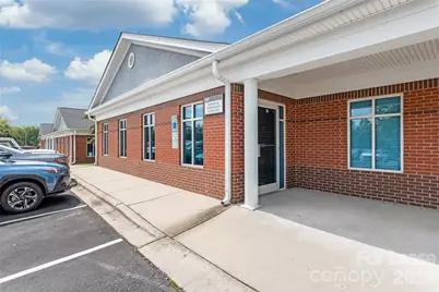 10316 Feldfarm Lane, Charlotte, NC 28210 - Photo 3