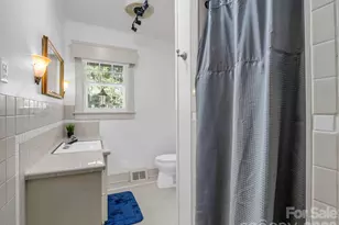 110 Chariton Ave, Hendersonville, NC 28739 - Photo 29