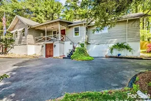110 Chariton Ave, Hendersonville, NC 28739 - Photo 3