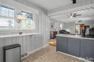 110 Chariton Ave, Hendersonville, NC 28739 - Photo 25