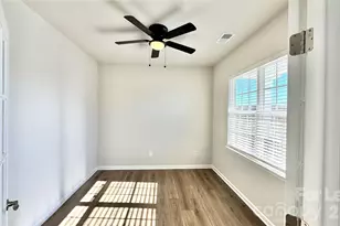 1542 Swallow Tail Dr, Belmont, NC 28012 - Photo 3