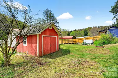 522 Old US 70 Highway, Old Fort, NC 28762 - Photo 27