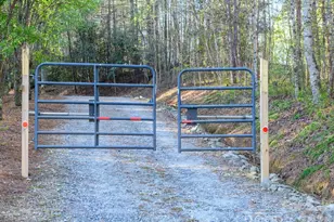 3860 Dixon Hill Pl, Lenoir, NC 28645 - Photo 19