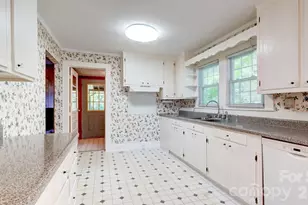 2403 W C St, Kannapolis, NC 28081 - Photo 13