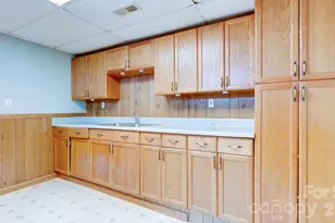 2403 W C St, Kannapolis, NC 28081 - Photo 35