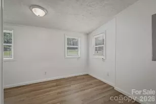 2566 Andrews Cir, Lenoir, NC 28645 - Photo 27