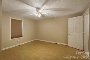 2566 Andrews Cir, Lenoir, NC 28645 - Photo 23