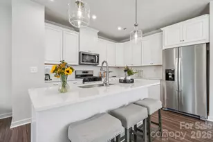 3119 Finchborough Ct, Charlotte, NC 28269 - Photo 3