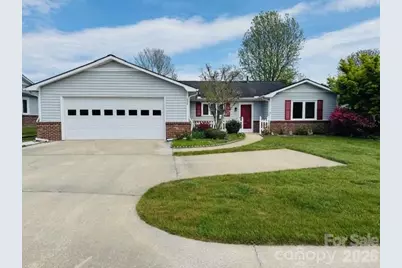 208 Dartcrest Drive, Hendersonville, NC 28792 - Photo 1