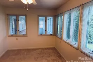 208 Dartcrest Dr, Hendersonville, NC 28792 - Photo 27