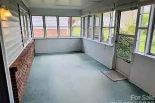 208 Dartcrest Dr, Hendersonville, NC 28792 - Photo 29