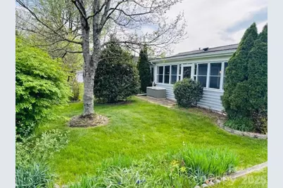 208 Dartcrest Drive, Hendersonville, NC 28792 - Photo 3