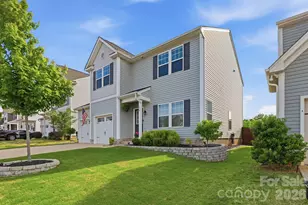 134 Fairfield Dr, Troutman, NC 28166 - Photo 3
