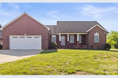 2411 Carriage Lane, Lincolnton, NC 28092 - Photo 1