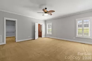 2411 Carriage Ln, Lincolnton, NC 28092 - Photo 9