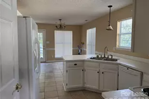 17100 Graysac Ct, Cornelius, NC 28031 - Photo 5