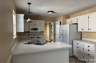 17100 Graysac Ct, Cornelius, NC 28031 - Photo 7