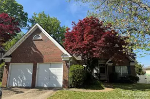 17100 Graysac Ct, Cornelius, NC 28031 - Photo 3