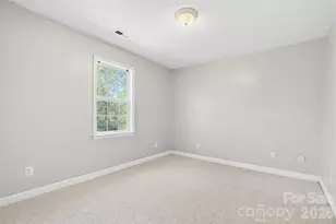 7 Collin Ln, Thomasville, NC 27360 - Photo 17