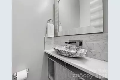 2401 Euclid Avenue #301, Charlotte, NC 28203 - Photo 17