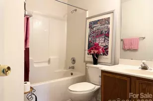 4046 W Fairmeadow Dr, Lancaster, SC 29720 - Photo 13