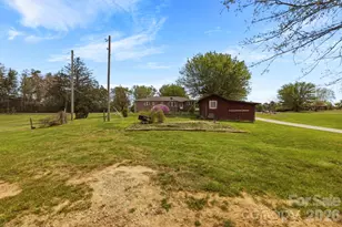 343 Brickyard Rd, Etowah, NC 28729 - Photo 15