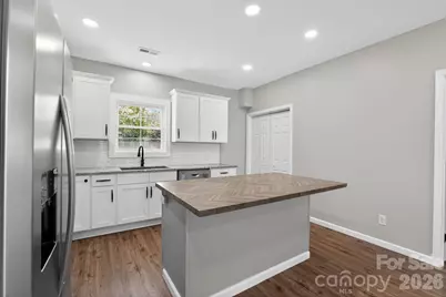 344 Mayflower Avenue, Cramerton, NC 28032 - Photo 5