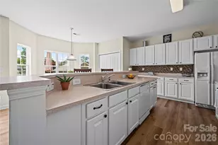 9224 Ducati Ln, Cornelius, NC 28031 - Photo 15