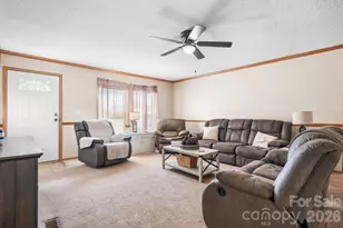 3634 Hillview Dr NE, Conover, NC 28613 - Photo 15