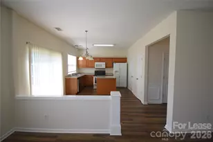 3017 Azalea Hills Dr, Charlotte, NC 28262 - Photo 9