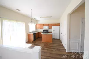 3017 Azalea Hills Dr, Charlotte, NC 28262 - Photo 5