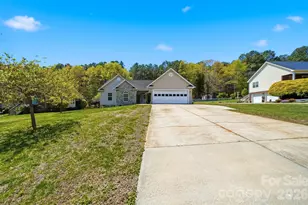 5175 Landing View Dr, Granite Falls, NC 28630 - Photo 29