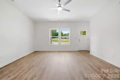 1150 Sloop Avenue, Kannapolis, NC 28083 - Photo 5