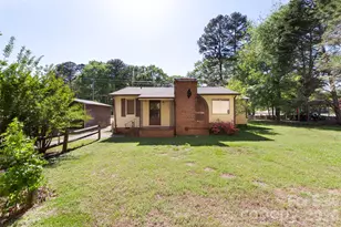 5208 Hickory Grove Rd, Mount Holly, NC 28120 - Photo 3