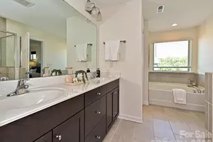 9238 Glenburn Ln, Charlotte, NC 28278 - Photo 21