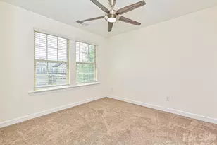 9238 Glenburn Ln, Charlotte, NC 28278 - Photo 25