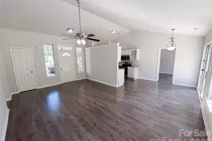 2405 Celosia Dr, Charlotte, NC 28262 - Photo 3