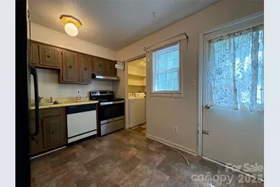 115 Eastcliff Drive SE #4, Concord, NC 28025 - Photo 11