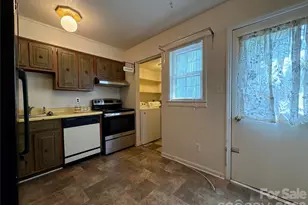 115 Eastcliff Dr SE, Concord, NC 28025 - Photo 11