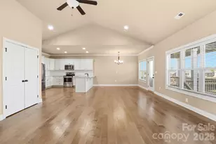 172 Staffordshire Dr, Statesville, NC 28625 - Photo 9