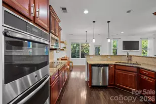 949 Autumn Glen Ct, Lake Wylie, SC 29710 - Photo 5