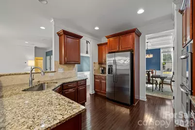 949 Autumn Glen Court, Lake Wylie, SC 29710 - Photo 5