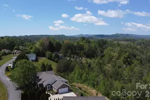 100 Bend View Dr, Marshall, NC 28753 - Photo 13
