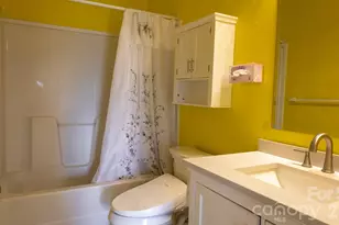 100 Bend View Dr, Marshall, NC 28753 - Photo 23