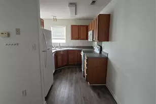 1145 Triece Ln, Charlotte, NC 28215 - Photo 7