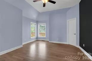 69 N Willow Brook Dr, Asheville, NC 28806 - Photo 5