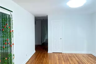 4131 Woodgreen Terrace, Charlotte, NC 28205 - Photo 5