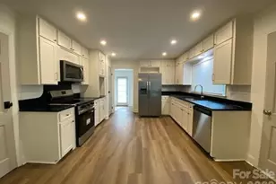 640 Edgewood Dr, Wilkesboro, NC 28697 - Photo 37