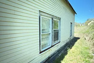 100 Hickory St, Rhodhiss, NC 28667 - Photo 25